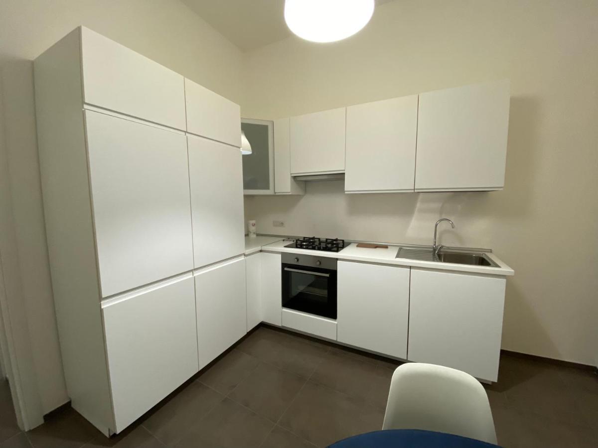 Premium Apartment City Center Кальярі Екстер'єр фото