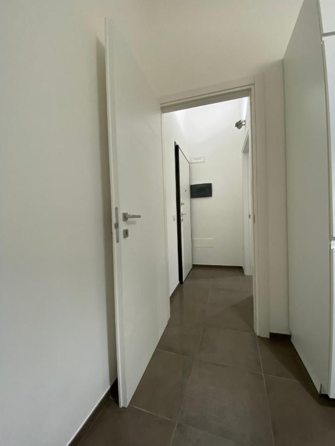 Premium Apartment City Center Кальярі Екстер'єр фото