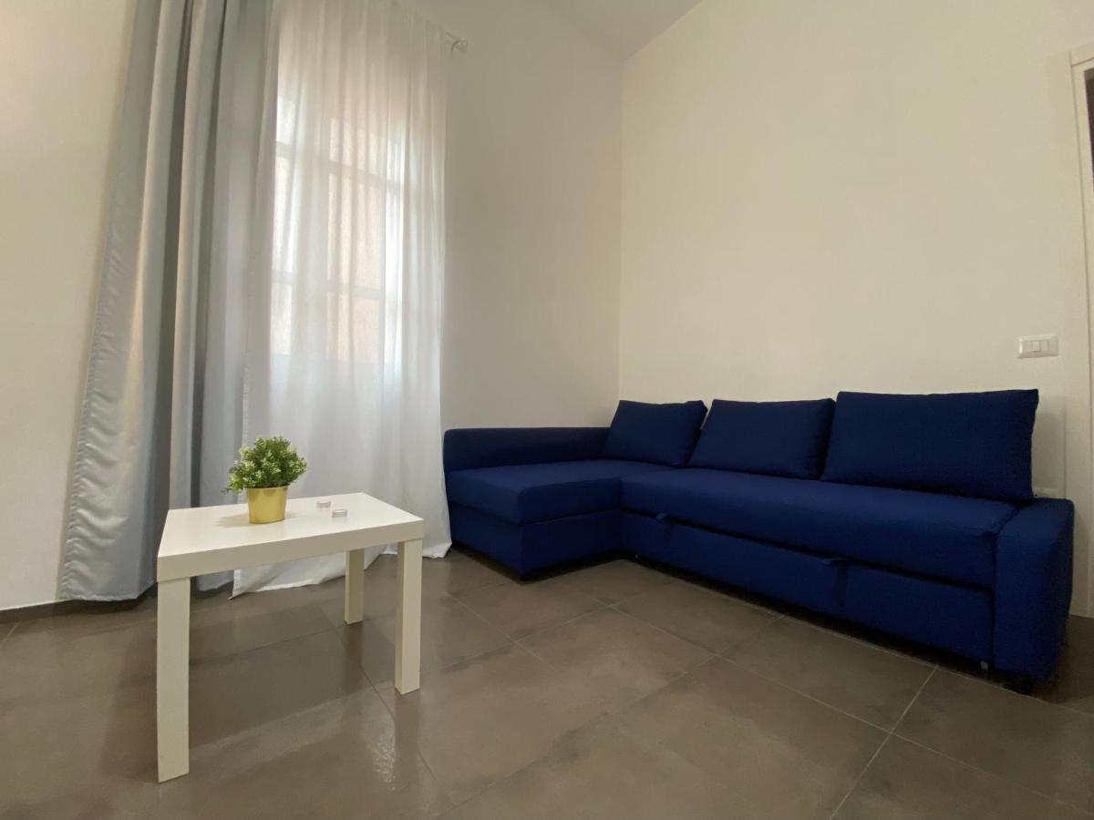 Premium Apartment City Center Кальярі Екстер'єр фото
